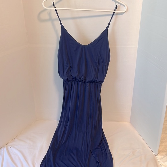Lulu’s XS Women’s long Navy Blue Spaghetti Strap Cotton Dress with Side Slit - Picture 3 of 5
